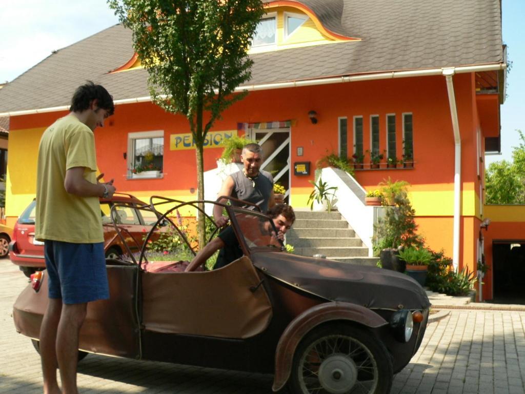 Penzion Leamy Rokycany Ngoại thất bức ảnh